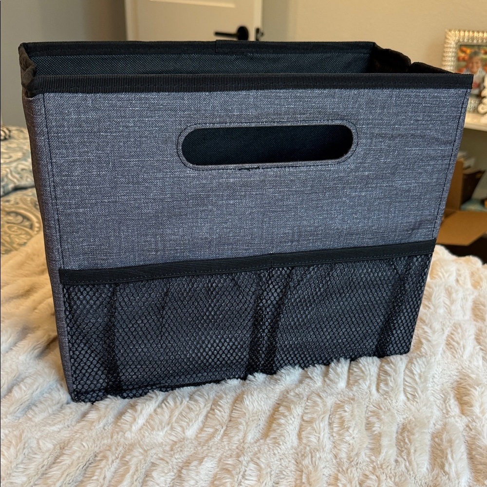 Fold N File - Black Crosshatch - Thirty-One